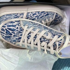 Alfani Men’s Casual Sneaker